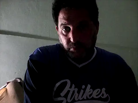 Snapshot of Reload_033 chatting on June 1, 2:35 am Reload 033 online show from June 1, 2:35 am