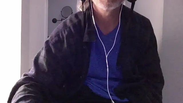 readyforfunxxx online show from May 8, 1:38 pm