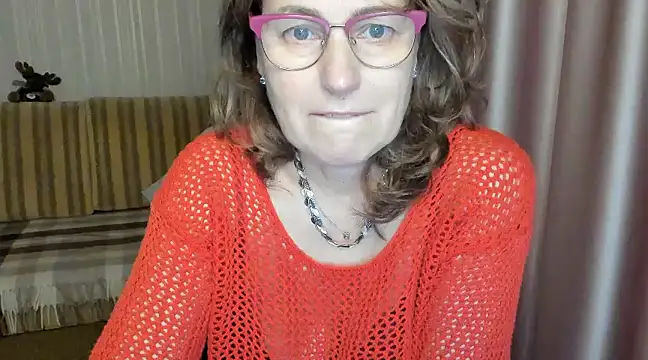 lauraoven online show from March 16, 3:39 pm