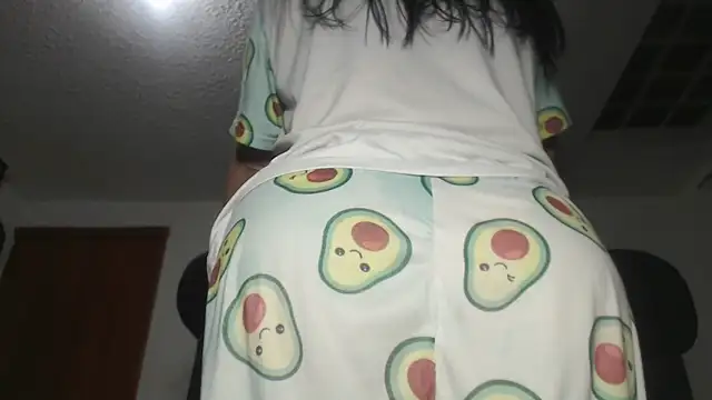 prettyangelsquirt online show from September 23, 1:25 pm