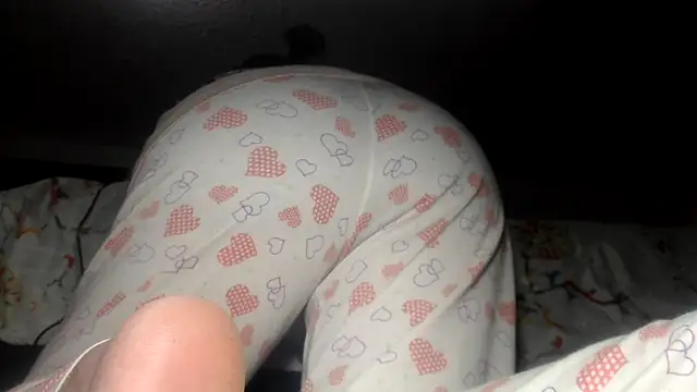 Snapshot of prettyangelsquirt chatting on June 1, 10:55 pm prettyangelsquirt online show from June 1, 10:55 pm