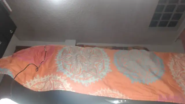 Snapshot of prettyangelsquirt chatting on June 9, 11:27 pm prettyangelsquirt online show from June 9, 11:27 pm