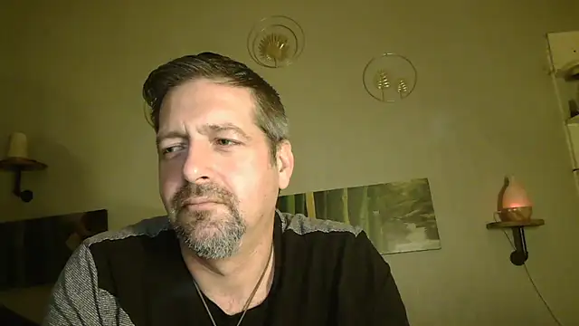 Snapshot of matrikes1 chatting on January 1, 7:21 pm matrikes1 online show from January 1, 7:21 pm