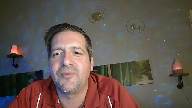 Snapshot of matrikes1 chatting on January 3, 8:22 pm matrikes1 online show from January 3, 8:22 pm