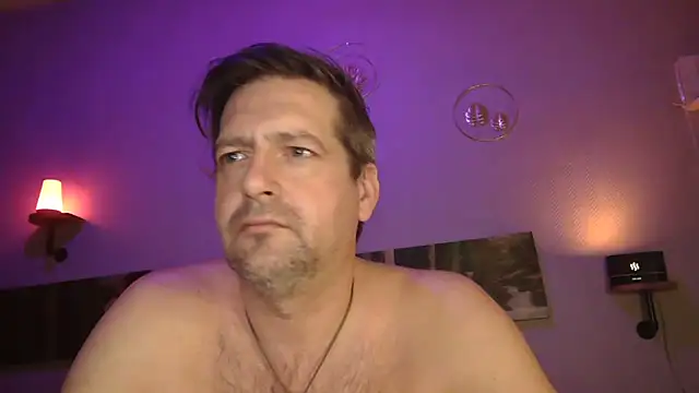 Snapshot of matrikes1 chatting on February 5, 5:42 pm matrikes1 online show from February 5, 5:42 pm