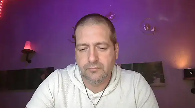 Snapshot of matrikes1 chatting on February 9, 7:09 pm matrikes1 online show from February 9, 7:09 pm