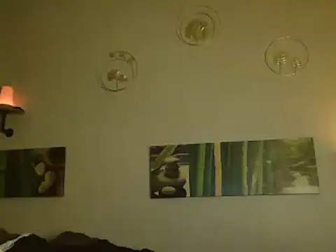 Snapshot of matrikes1 chatting on February 12, 10:15 pm matrikes1 online show from February 12, 10:15 pm