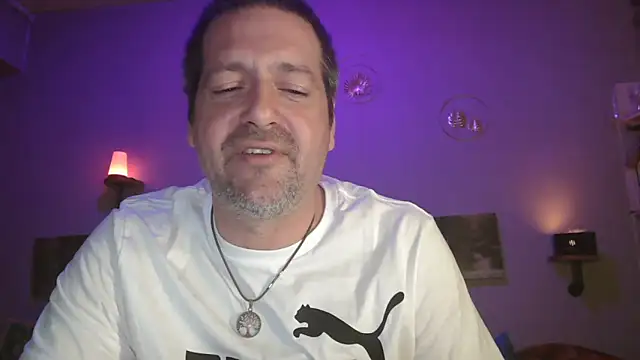 Snapshot of matrikes1 chatting on March 18, 10:15 pm matrikes1 online show from March 18, 10:15 pm