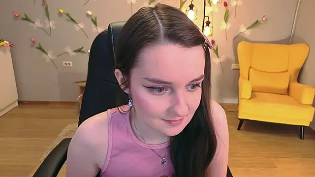 Snapshot of CloudGrace chatting on July 7, 3:20 am CloudGrace online show from July 7, 3:20 am