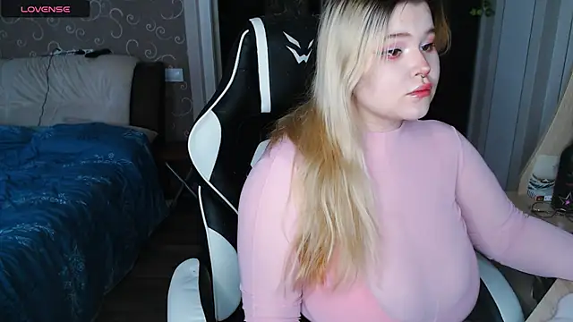 Mini Mo online show from February 25, 8:25 am