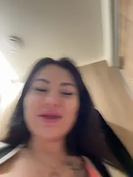 Snapshot of Wet__Bunny chatting on February 22, 9:45 am Wet Bunny online show from February 22, 9:45 am