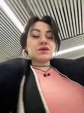 Snapshot of Wet__Bunny chatting on February 26, 9:42 am Wet Bunny online show from February 26, 9:42 am