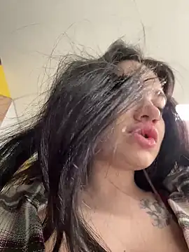 Snapshot of Wet__Bunny chatting on March 5, 9:38 am Wet Bunny online show from March 5, 9:38 am