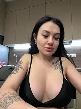 Snapshot of Wet__Bunny chatting on October 30, 7:25 pm Wet Bunny online show from October 30, 7:25 pm