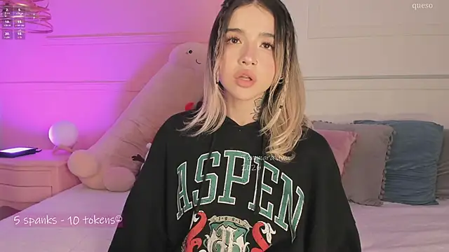  Tammara  online show from February 13, 7:21 pm