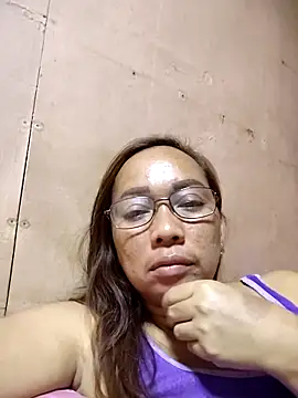 Snapshot of asianwet4u chatting on October 25, 4:13 pm asianwet4u online show from October 25, 4:13 pm