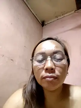 Snapshot of asianwet4u chatting on October 30, 4:52 pm asianwet4u online show from October 30, 4:52 pm