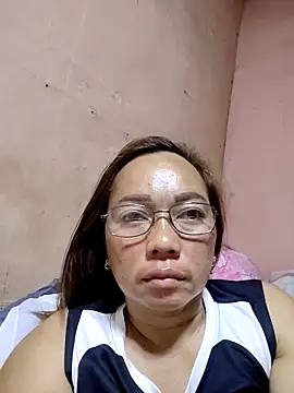 Snapshot of asianwet4u chatting on November 2, 12:24 am asianwet4u online show from November 2, 12:24 am