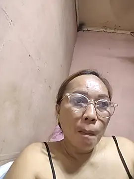 Snapshot of asianwet4u chatting on November 4, 2:16 pm asianwet4u online show from November 4, 2:16 pm