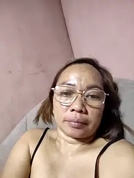 Snapshot of asianwet4u chatting on November 22, 4:17 pm asianwet4u online show from November 22, 4:17 pm