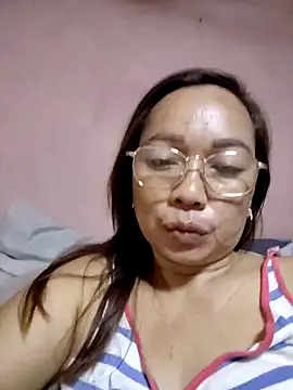 Snapshot of asianwet4u chatting on November 23, 9:42 am asianwet4u online show from November 23, 9:42 am