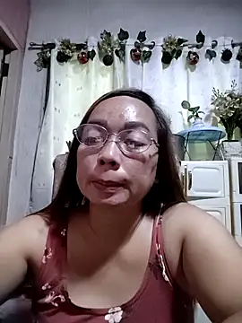 Snapshot of asianwet4u chatting on December 14, 5:35 am asianwet4u online show from December 14, 5:35 am