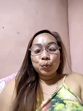 Snapshot of asianwet4u chatting on December 16, 3:39 pm asianwet4u online show from December 16, 3:39 pm