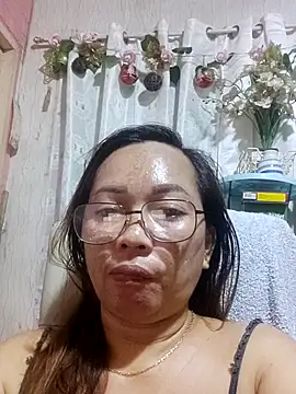 Snapshot of asianwet4u chatting on July 7, 7:23 am asianwet4u online show from July 7, 7:23 am