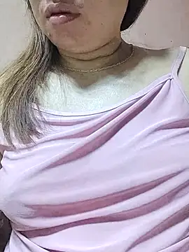 Snapshot of asianwet4u chatting on July 10, 5:12 am asianwet4u online show from July 10, 5:12 am