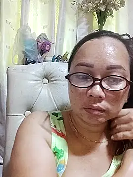 Snapshot of asianwet4u chatting on July 21, 5:10 am asianwet4u online show from July 21, 5:10 am