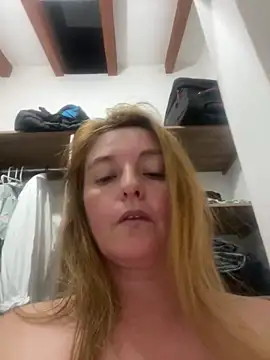 moniquerainx online show from February 10, 5:36 am