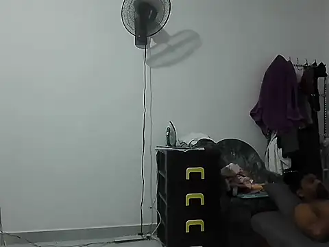 Snapshot of nuwnam chatting on February 20, 3:12 pm nuwnam online show from February 20, 3:12 pm