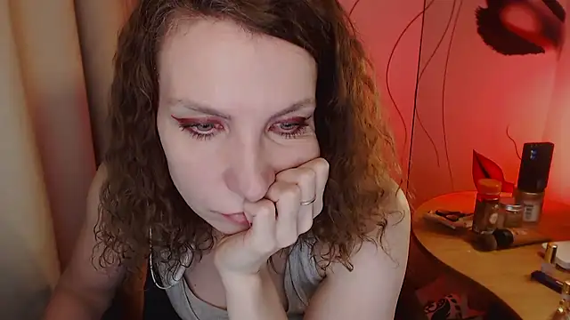 JohansonKatie online show from January 21, 3:43 pm