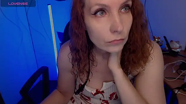 JohansonKatie online show from September 17, 3:52 am