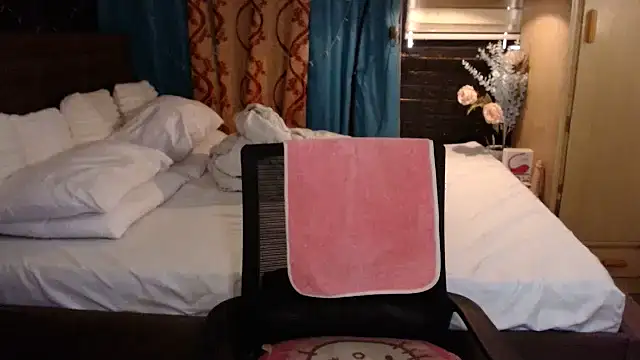 xheavenlytrans online show from December 1, 3:33 am