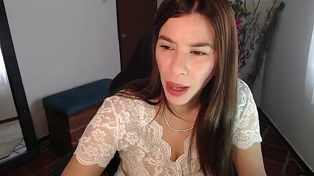Snapshot of ms_sofia_x chatting on July 7, 2:32 pm ms sofia x online show from July 7, 2:32 pm