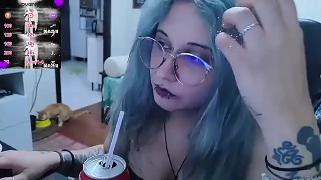 Snapshot of ElfGrey chatting on October 3, 5:15 am ElfGrey online show from October 3, 5:15 am