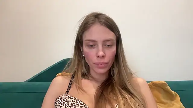 Iris cherry online show from January 15, 11:59 am