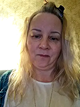 Snapshot of Janahotty chatting on December 9, 10:52 pm Janahotty online show from December 9, 10:52 pm