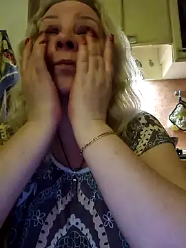 Snapshot of Janahotty chatting on January 11, 5:18 pm Janahotty online show from January 11, 5:18 pm