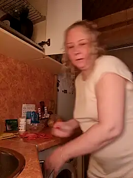 Snapshot of Janahotty chatting on January 29, 12:33 am Janahotty online show from January 29, 12:33 am