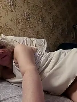 Snapshot of Janahotty chatting on February 19, 12:57 am Janahotty online show from February 19, 12:57 am