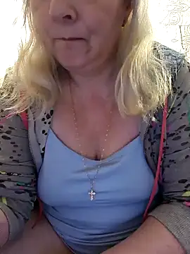 Snapshot of Janahotty chatting on March 16, 4:23 pm Janahotty online show from March 16, 4:23 pm