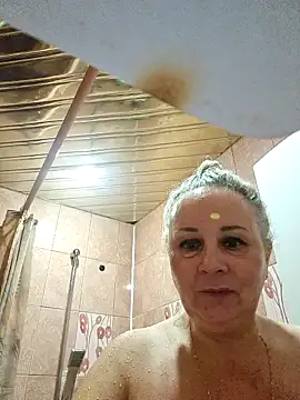 Snapshot of Janahotty chatting on November 1, 12:01 am Janahotty online show from November 1, 12:01 am