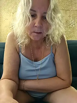 Snapshot of Janahotty chatting on November 22, 12:31 am Janahotty online show from November 22, 12:31 am