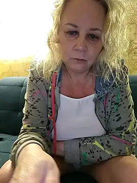 Snapshot of Janahotty chatting on June 5, 10:37 pm Janahotty online show from June 5, 10:37 pm