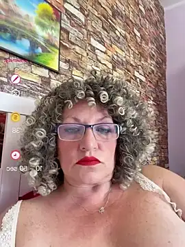 Hot Azaleea online show from June 17, 6:49 am