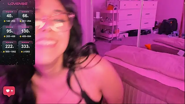 Evie-Luna online show from February 22, 3:23 am