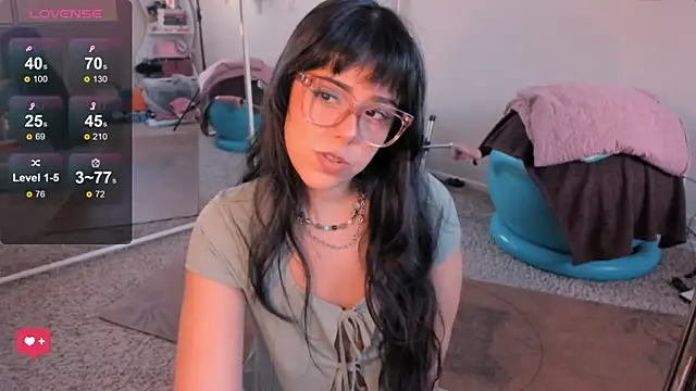 Evie-Luna online show from November 9, 11:47 pm