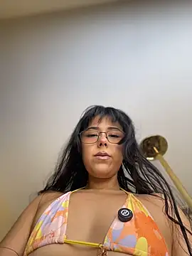Snapshot of Evie-Luna chatting on July 11, 7:49 pm Evie-Luna online show from July 11, 7:49 pm